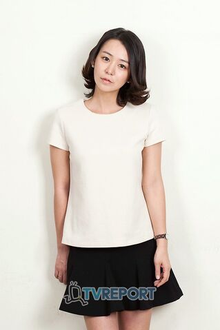 Archivo:Shim Yi Young8.jpg