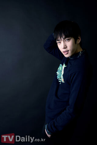 Archivo:Goo Won10.jpg
