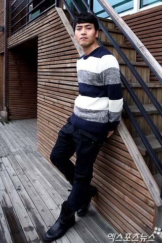 Archivo:Park Joo Hyung10.jpg