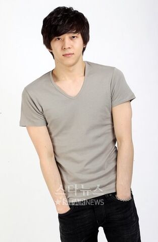 Archivo:Park Yoo Hwan15.jpg