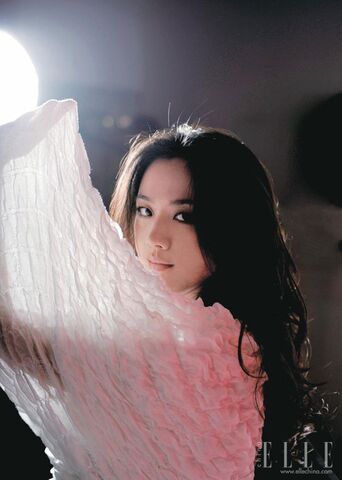 Archivo:Tang Wei6.jpg