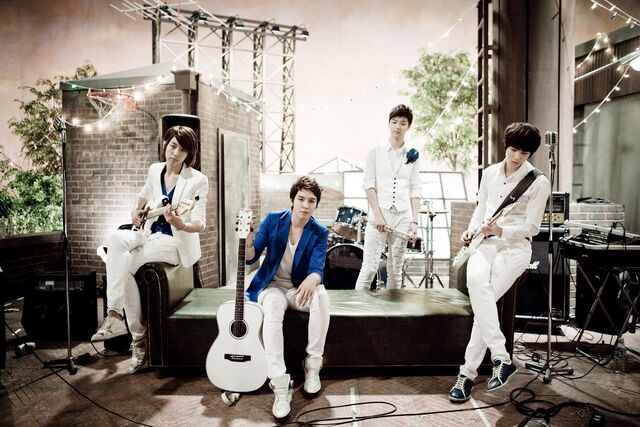 Archivo:CNBLUE024.jpg