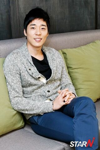 Archivo:Suh Ji Suk13.jpg