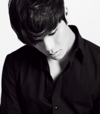 Archivo:Lee Hyun 02.jpg