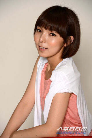Archivo:Park Jin Joo14.jpg