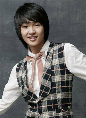 Archivo:Onew 0.jpg