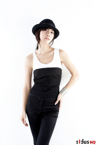 Archivo:Kim Hye Jin7.jpg