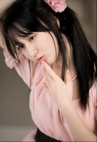 Archivo:Kim Yul5.jpg