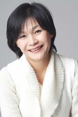 Kil Hae Yun012.jpg