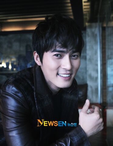 Archivo:Jo Dong Hyuk12.jpg