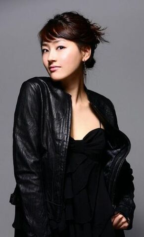 Archivo:Park Jin Hee 4.jpg