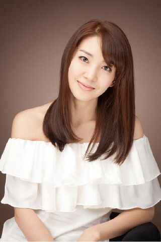 Archivo:Lee Ah Hyun.jpg