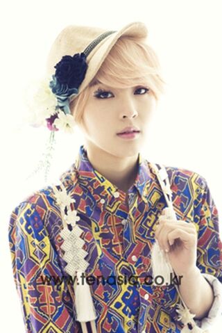 Archivo:Ji Yoon7.jpg