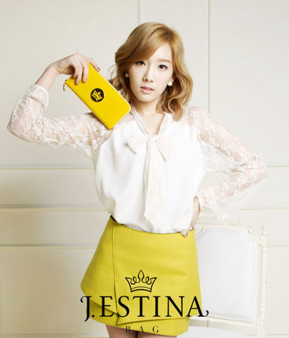 Archivo:Jestina-taeyeon-spring-summer.jpg