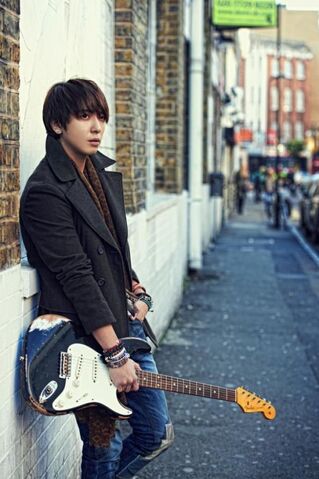 Archivo:Jung Yong Hwa 09.jpg