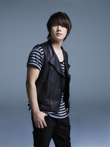 Archivo:Choi Min Hwan5.jpg