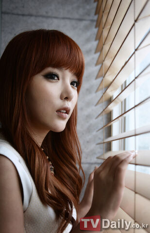 Archivo:Hong Jin Young26.jpg