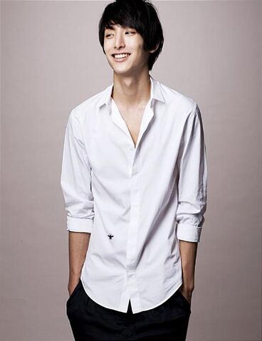 Archivo:Lee Soo Hyuk4.jpg