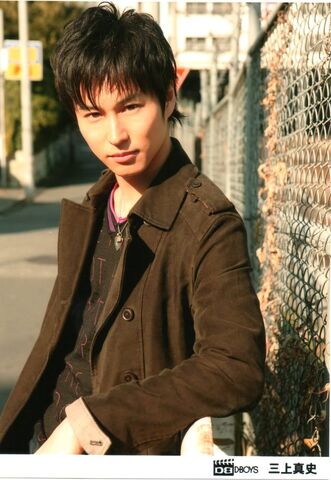 Archivo:Masashi Mikami.jpg