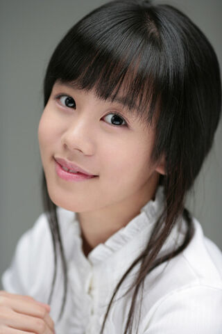 Archivo:Park Hyo Bin.jpg