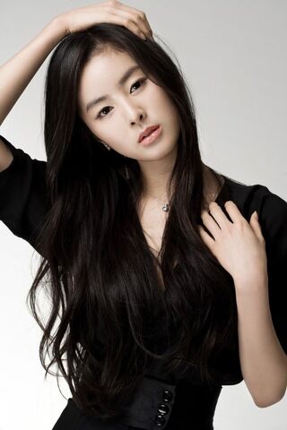 Archivo:Han Hye Rin8.jpg