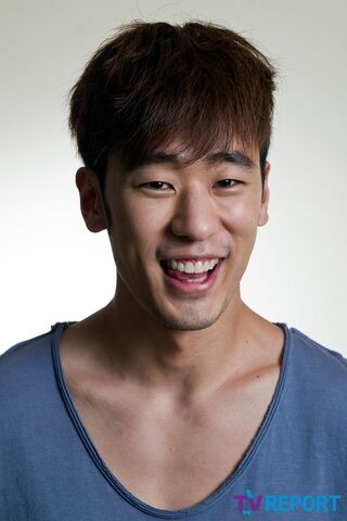 Archivo:Kim Seo Kyung19.jpg