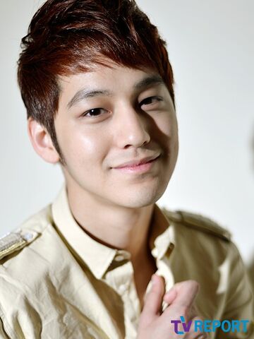 Archivo:Kim Bum17.jpg