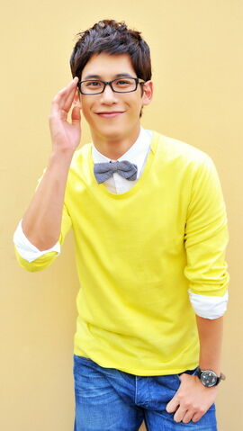 Archivo:Park-ki-woong-131625.jpg