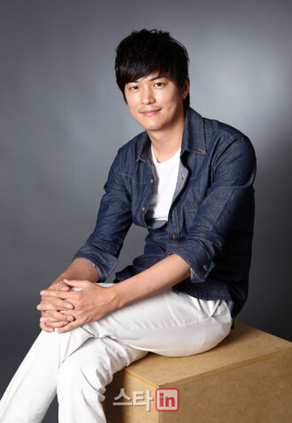 Archivo:Jo Hyun Kyu6.jpg