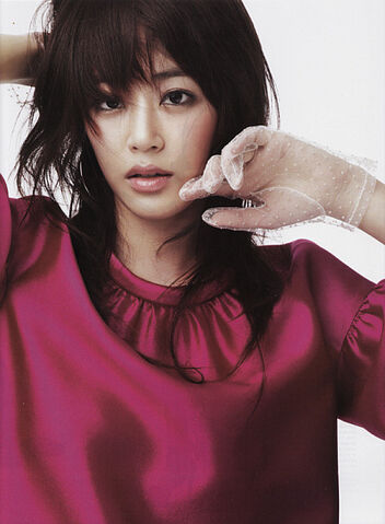 Archivo:Kim Hyo Jin8.jpg