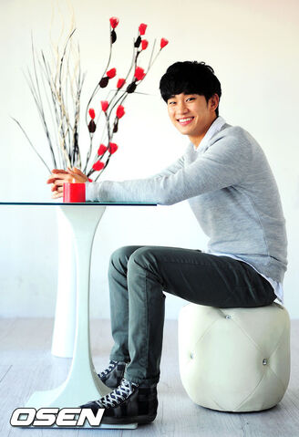 Archivo:Kim Soo Hyun11.jpg
