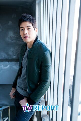 Archivo:Lee Sang Yoon36.jpg