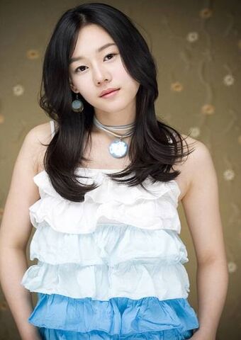 Archivo:Hyun Jung Eun.jpg