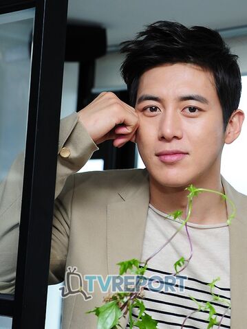 Archivo:Go Soo7.jpg