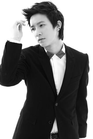 Archivo:Han Geng7.jpg