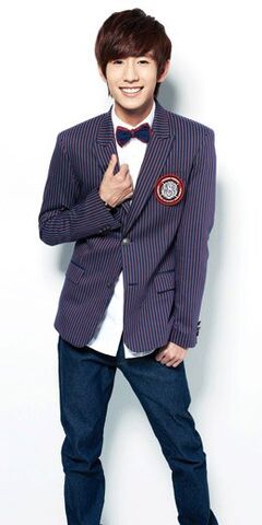 Archivo:Min Woo 11.jpg