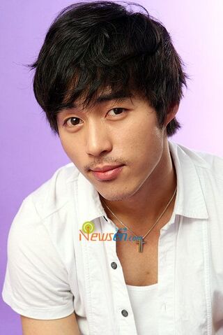 Archivo:Min Suk7.jpg