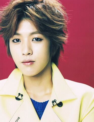 Archivo:Sungyeol (2).jpg