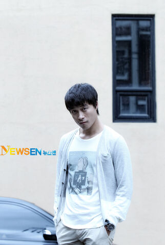 Archivo:Choi Dae Chul5.jpg