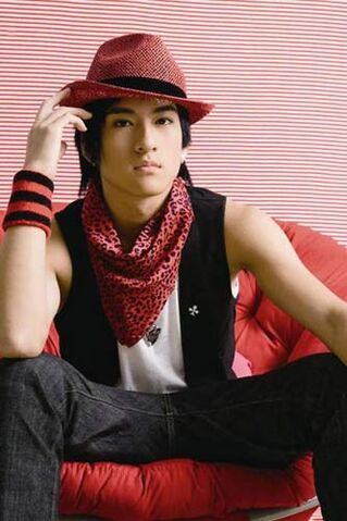 Archivo:Kris Shen.jpg