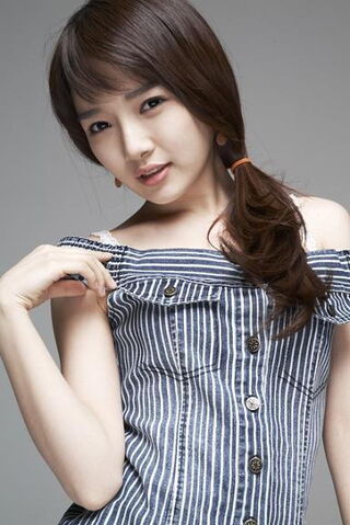 Archivo:Min Song Ah2.jpg