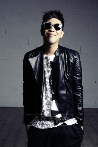 Archivo:MC Mong8.jpg
