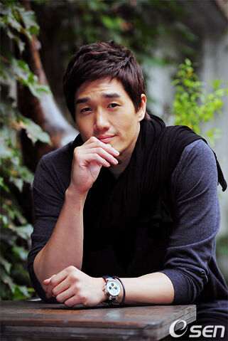Archivo:Yoo Ji Tae14.jpg