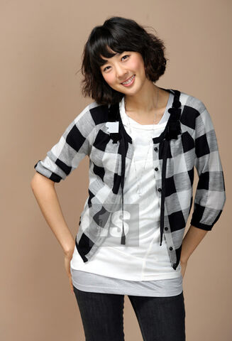 Archivo:Lee Chung Ah6.jpg