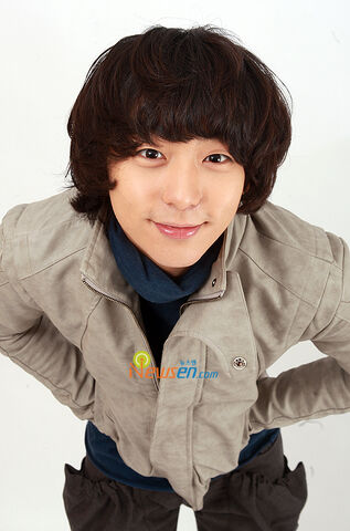 Archivo:Hyun Woo14.jpg
