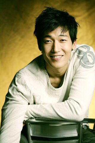 Archivo:Jung Hwan2.jpg