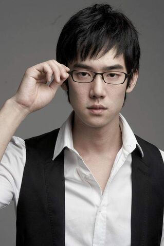 Archivo:Yoo Yun Suk.jpg