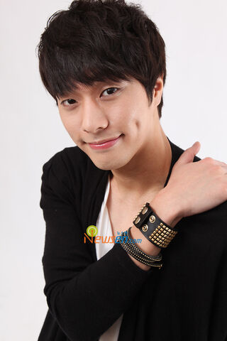 Archivo:Choi Min Sung9.jpg