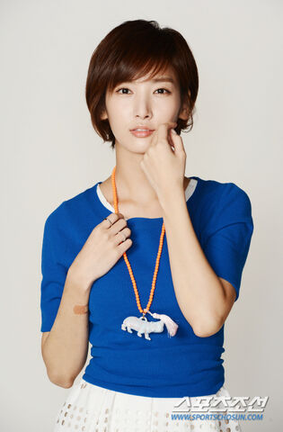 Archivo:Lee Hae In13.jpg