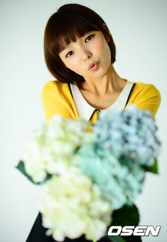 Archivo:Park Jin Joo12.jpg